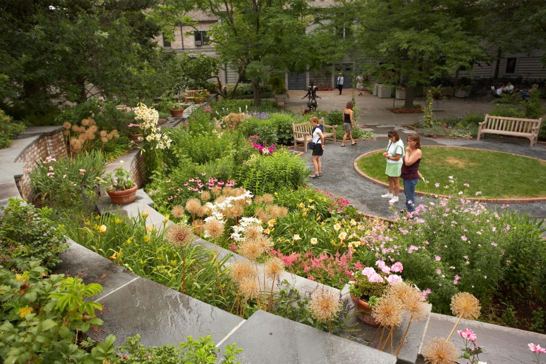 MacMillan Garden. Image by John Gregor/Greenspring Media