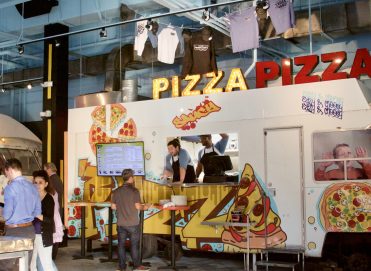 Pizza food truck at Seventh Street Truck Park