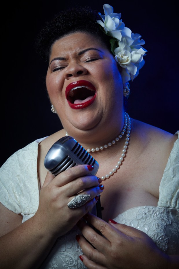 Photo by William Clark, courtesy of Jungle Theater. Thomasina Petrus takes the stage as Billie Holiday.