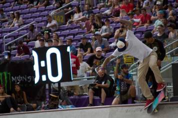 Ryan Sheckler practicing during the free skate.