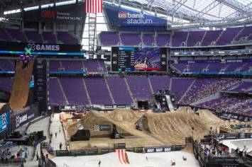 An overview of the Big Air ramp, skate bowl and skate park courses, and moto X jumps at X Games Minneapolis 2017.